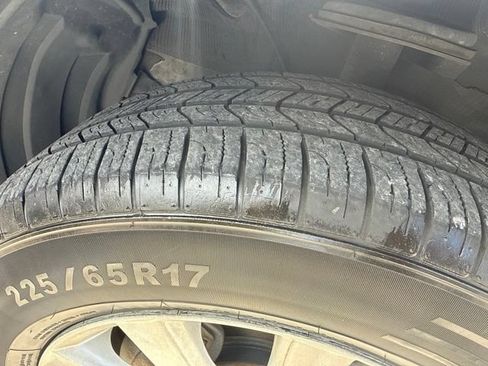 Used 2010 MAZDA CX-7 i SV FWD image 8