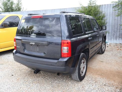 Used 2014 Jeep Patriot Sport AWD/4WD image 12