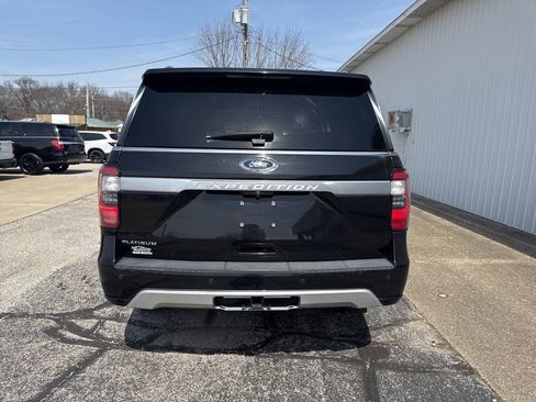 Used 2019 Ford Expedition Platinum image 3