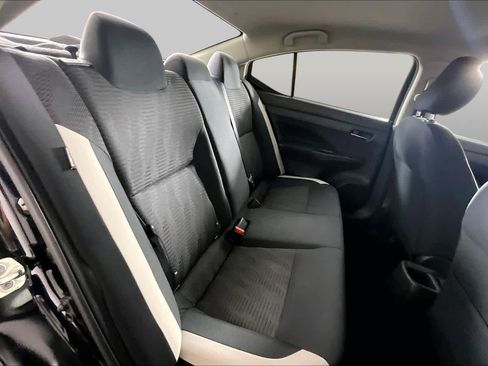 Used 2021 Nissan Versa SV FWD image 20