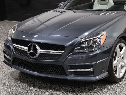 Used 2013 Mercedes-Benz SLK 250 image 13