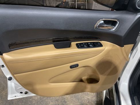 Used 2012 Dodge Durango Citadel w/ Trailer Tow Group IV image 9