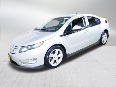 Used 2015 Chevrolet Volt w/ Enhanced Safety Package 1 FWD image 3