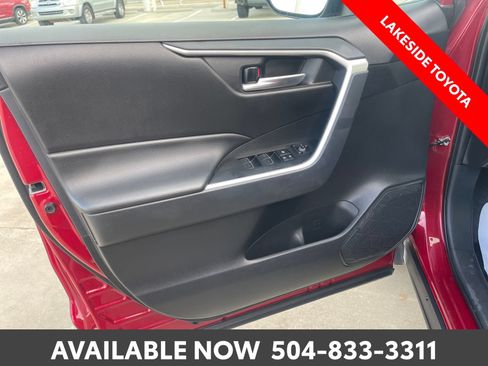 Certified 2025 Toyota RAV4 XLE FWD image 25