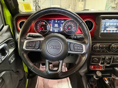 Certified 2021 Jeep Wrangler Unlimited Rubicon w/ Cold Weather Group AWD/4WD image 7