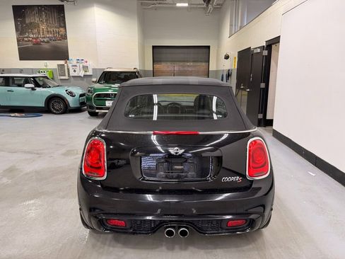 Used 2018 MINI Cooper S w/ Sport Package image 4