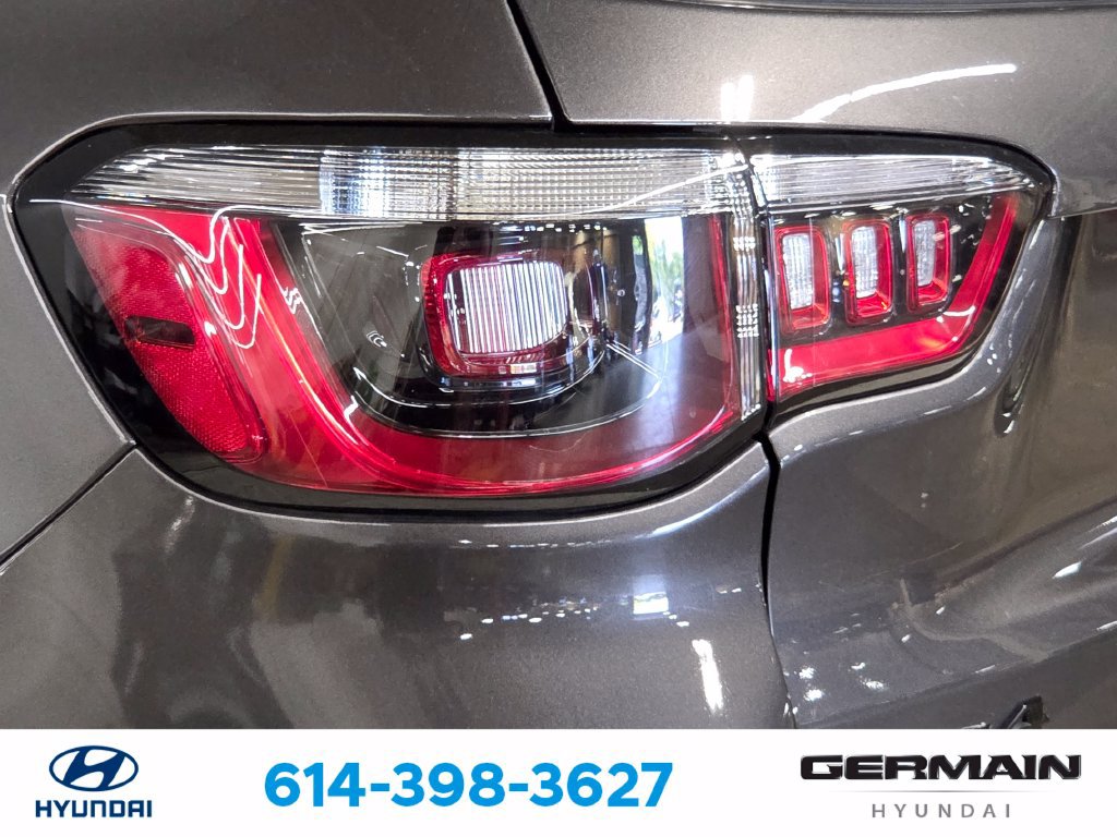 Used 2023 Jeep Compass Latitude w/ Convenience Group AWD/4WD image 16