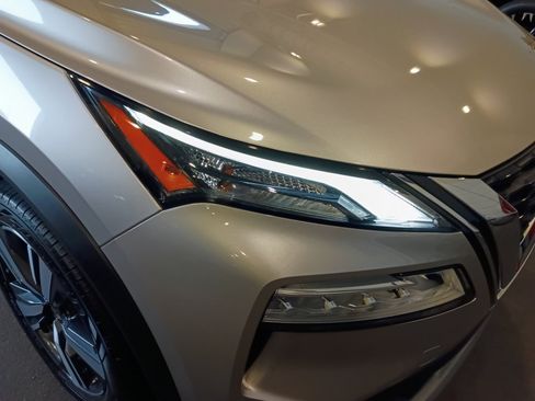 Used 2021 Nissan Rogue SL FWD image 28
