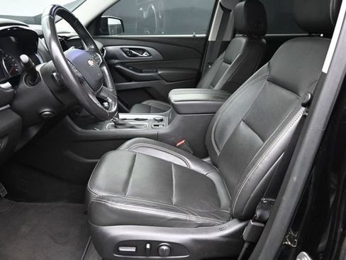Used 2019 Chevrolet Traverse Premier w/ Redline Edition AWD/4WD image 12