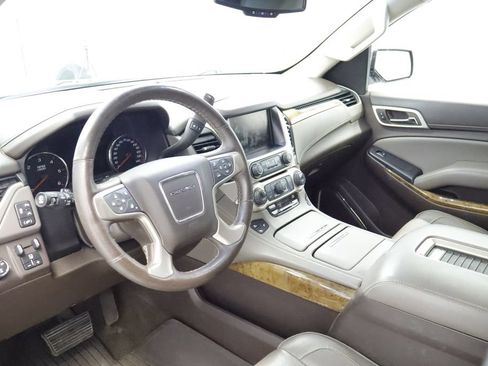 Used 2016 GMC Yukon XL Denali w/ Open Road Package AWD/4WD image 26