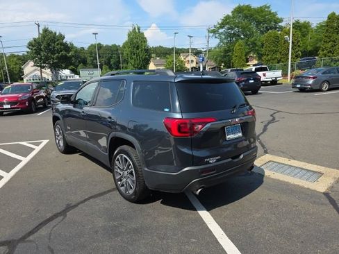 Used 2019 GMC Acadia SLT w/ LPO, Floor Liner Package AWD/4WD image 5