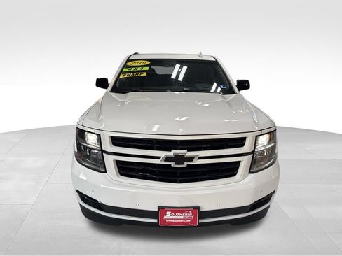 Used 2019 Chevrolet Tahoe Premier AWD/4WD image 9