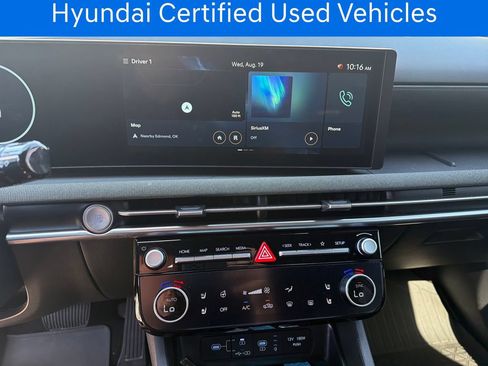 Certified 2025 Hyundai Santa Cruz Limited AWD/4WD image 24