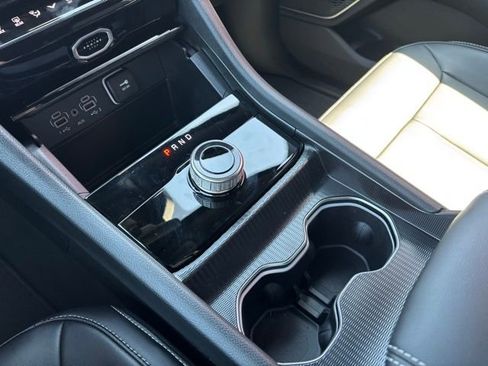 New 2026 Jeep Grand Cherokee L Limited RWD image 21