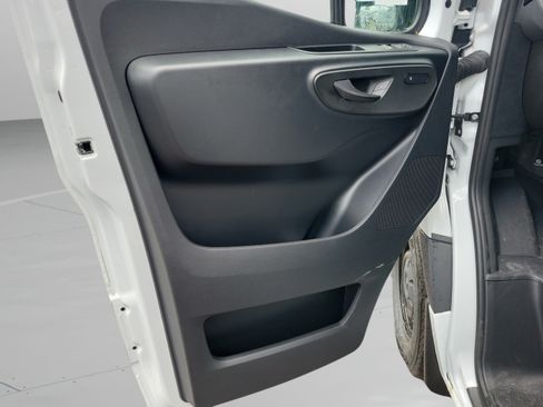 New 2025 Mercedes-Benz Sprinter 2500 image 9