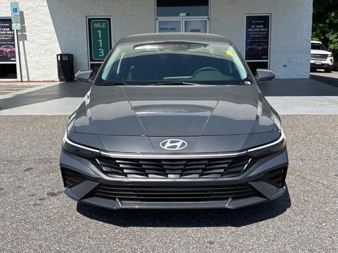 New 2026 Hyundai Elantra SE FWD image 22