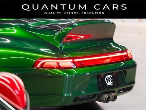 Used 1995 Porsche 911 Carrera RWD image 10