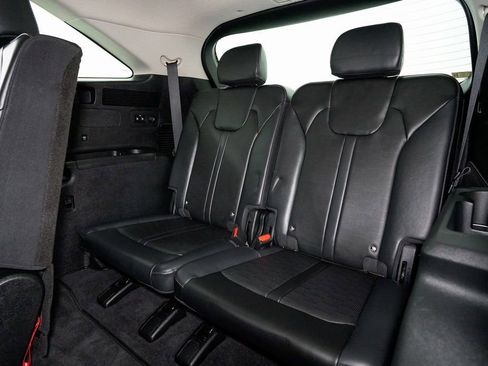 Used 2025 Kia Sorento S image 25