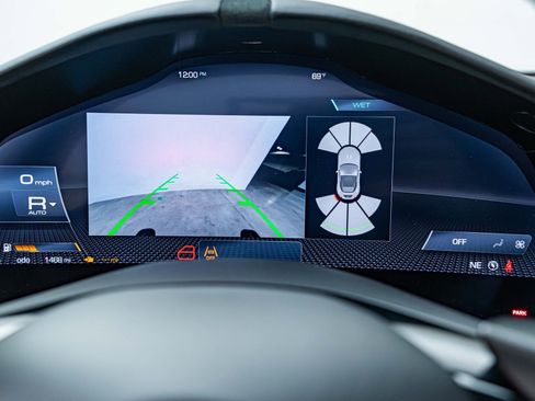 Certified 2025 Ferrari Roma Base image 82