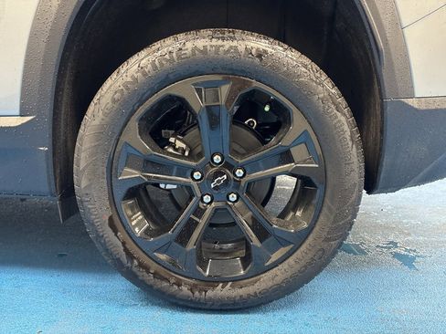 New 2026 Chevrolet Equinox LT w/ Convenience Package II image 17