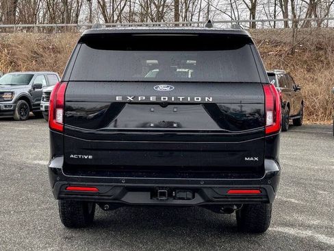 Used 2025 Ford Expedition Max Active AWD/4WD image 4