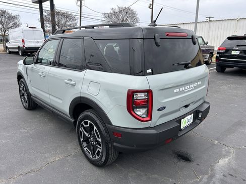 Used 2021 Ford Bronco Sport Outer Banks image 5