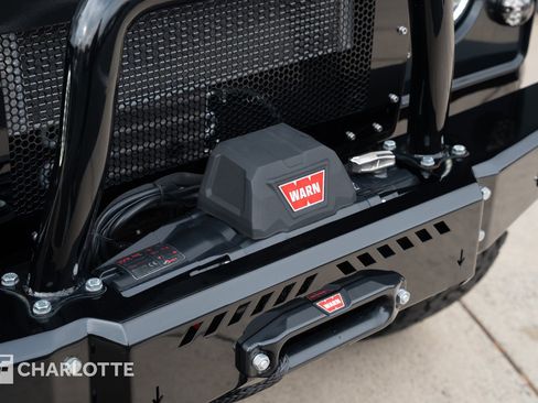 Used 1987 Land Rover Defender 110 image 4