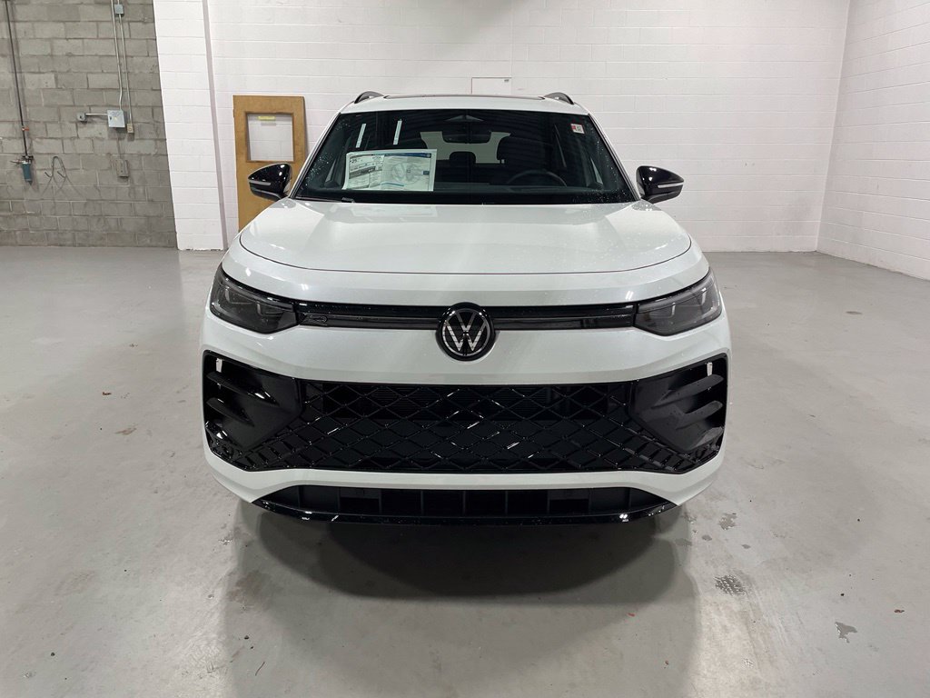 New 2026 Volkswagen Tiguan SE R-Line AWD/4WD image 7