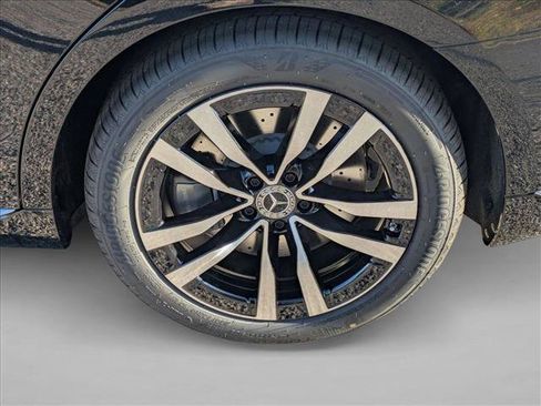 Used 2026 Mercedes-Benz S 500 4MATIC image 10