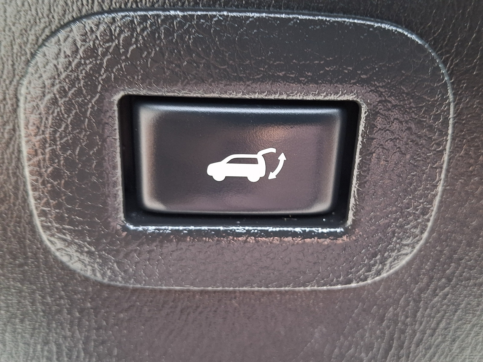 Used 2019 Nissan Armada SV w/ Driver Package AWD/4WD image 31