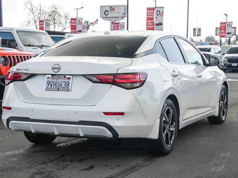 Used 2025 Nissan Sentra SV image 4