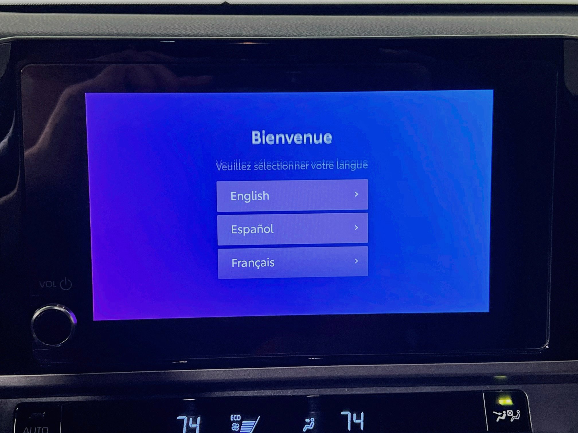 Used 2025 Toyota Camry SE FWD image 27