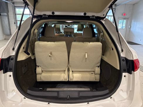 Used 2018 Lincoln MKT AWD w/ Technology Package image 18
