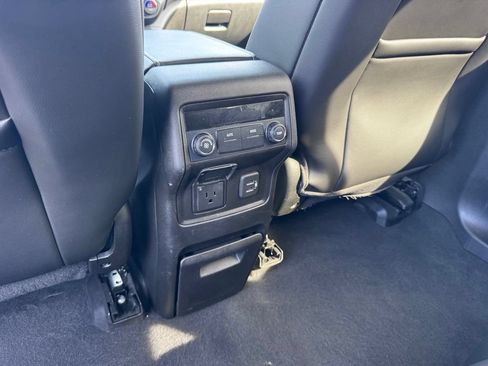 Used 2019 GMC Acadia SLT AWD/4WD image 33