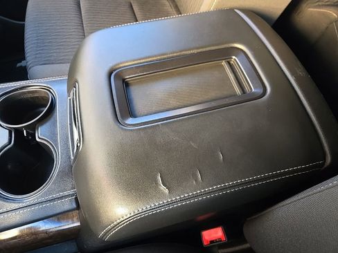 Used 2016 Chevrolet Tahoe LS image 32