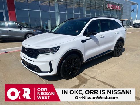 Used 2022 Kia Sorento SX image 1