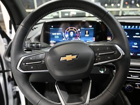 New 2026 Chevrolet Traverse LT w/ Sun and Wheel Package image 22