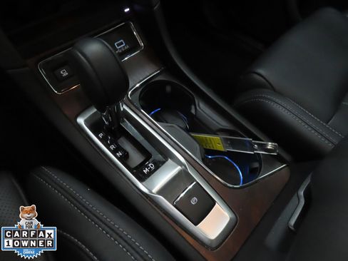 Used 2024 Subaru Ascent Touring w/ Popular Package #2 image 18