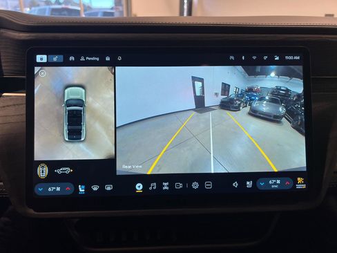 Used 2023 Rivian R1S Launch Edition image 17