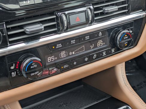 Certified 2023 Nissan Pathfinder Platinum image 22