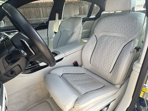 Used 2020 BMW 745e xDrive image 14