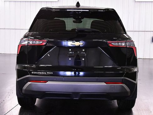 Used 2025 Chevrolet Equinox LT w/ Safety and Technology Package image 6