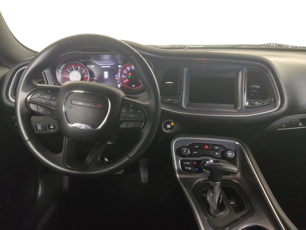Used 2018 Dodge Challenger SXT RWD image 22