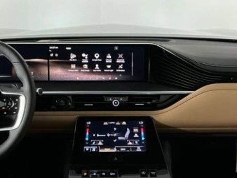 New 2026 INFINITI QX80 Luxe RWD image 22