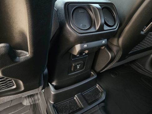 New 2026 Jeep Wrangler Unlimited Rubicon AWD/4WD image 11