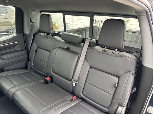 Used 2022 GMC Sierra 1500 SLT w/ SLT Premium Plus Package image 22