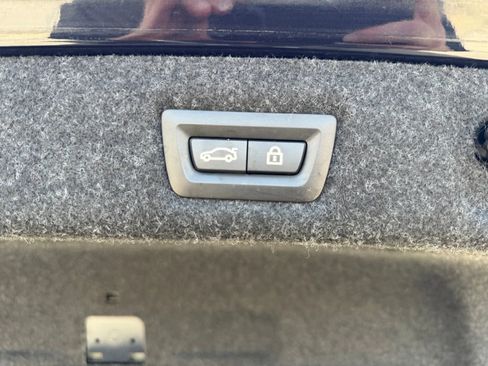 Used 2021 BMW M5 w/ Executive Package image 30