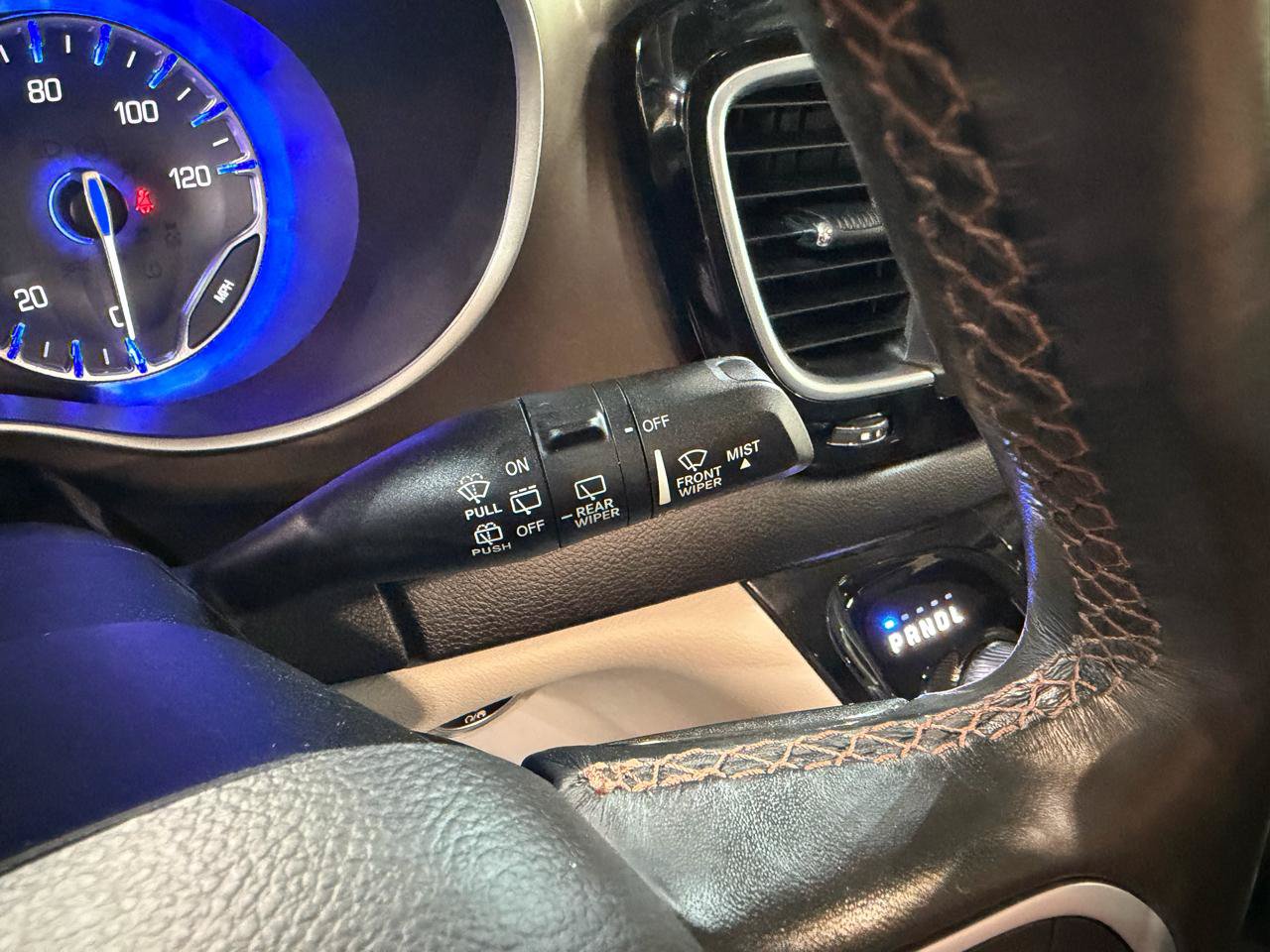 Used 2019 Chrysler Pacifica Touring-L FWD image 42