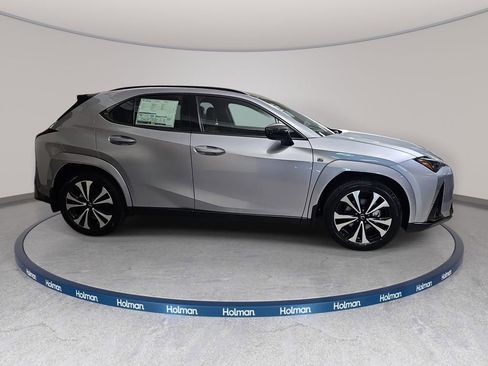 New 2026 Lexus UX 300h AWD image 4