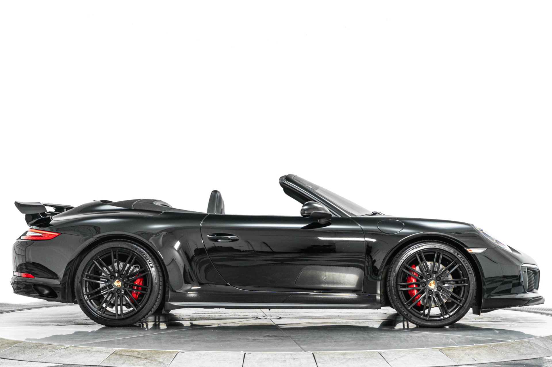 Used 2018 Porsche 911 Carrera 4S AWD/4WD image 10